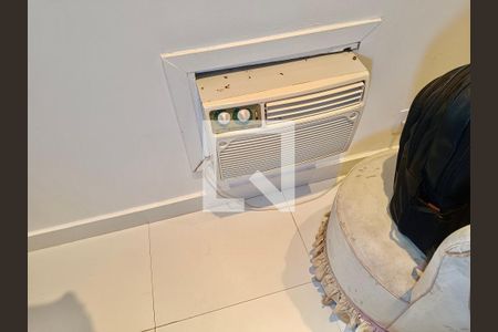 Apartamento à venda com 300m², 4 quartos e 4 vagas Apartamento à venda com 300m², 4 quartos e 4 vagasSuíte