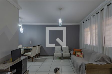 Sala de casa à venda com 4 quartos, 78m² em Dona Clara, Belo Horizonte