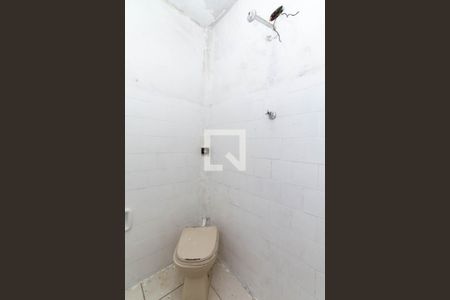 Banheiro de casa para alugar com 1 quarto, 51m² em Jardim Rosa de Franca, Guarulhos