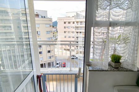 Apartamento à venda com 138m², 3 quartos e 2 vagascozinha e área de serviço