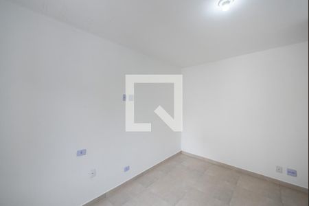 Casa para alugar com 100m², 3 quartos e 2 vagasSuíte 1