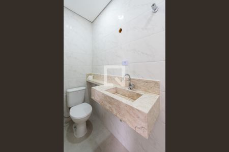 Casa para alugar com 100m², 3 quartos e 2 vagasBanheiro suíte 1