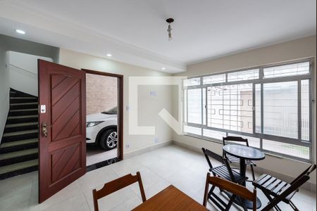 Sala de casa para alugar com 3 quartos, 100m² em Encruzilhada, Santos