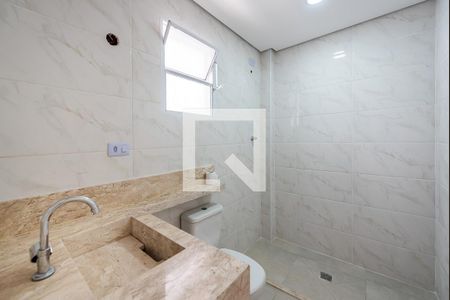 Casa para alugar com 100m², 3 quartos e 2 vagasBanheiro suíte 2