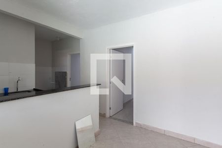 Sala de casa para alugar com 2 quartos, 40m² em Jaqueline, Belo Horizonte