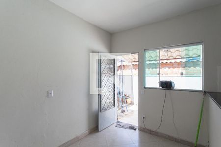 Sala de casa para alugar com 2 quartos, 40m² em Jaqueline, Belo Horizonte