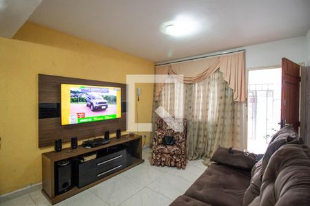 Sala de casa à venda com 2 quartos, 70m² em Itaquera, São Paulo