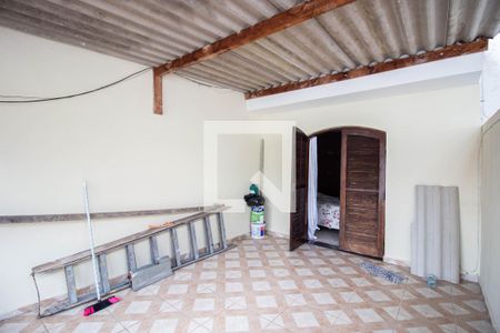 Casa à venda com 70m², 2 quartos e 1 vaga Casa à venda com 70m², 2 quartos e 1 vagasacada