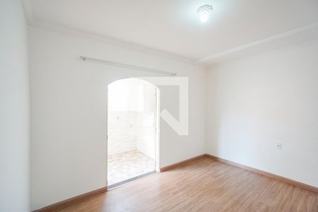 Quarto 01 de casa para alugar com 3 quartos, 200m² em Vila Talarico, São Paulo