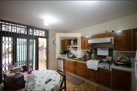 Casa à venda com 290m², 4 quartos e 3 vagasCozinha