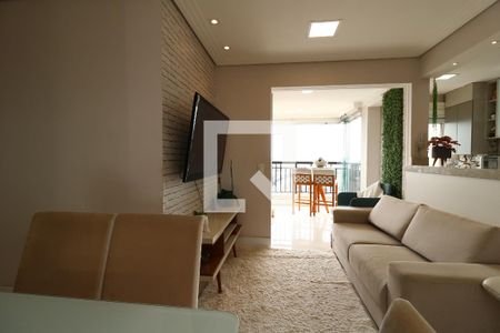 Sala de apartamento à venda com 2 quartos, 66m² em Vila Curuçá, Santo André