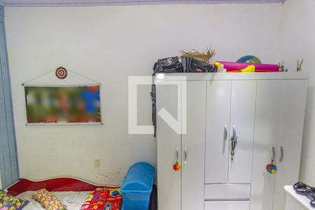 Quarto 2 de casa para alugar com 3 quartos, 75m² em Marechal Hermes, Rio de Janeiro