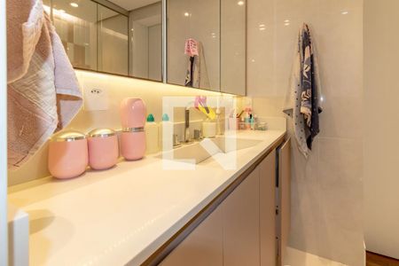 Apartamento à venda com 139m², 3 quartos e 2 vagas Apartamento à venda com 139m², 3 quartos e 2 vagasBanheiro dos Quartos 2 e 3