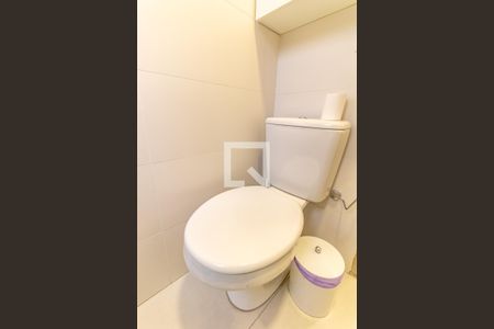 Apartamento à venda com 139m², 3 quartos e 2 vagas Apartamento à venda com 139m², 3 quartos e 2 vagasBanheiro de serviço