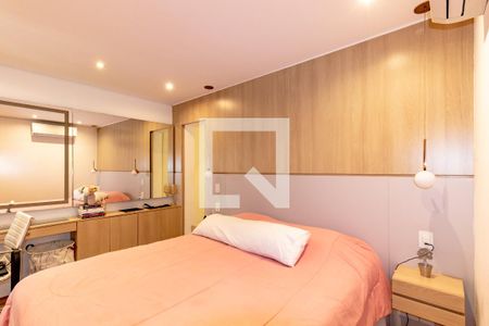Apartamento à venda com 139m², 3 quartos e 2 vagas Apartamento à venda com 139m², 3 quartos e 2 vagasQuarto 1