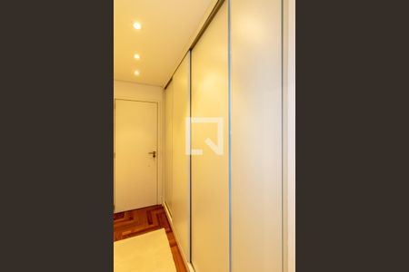 Apartamento à venda com 139m², 3 quartos e 2 vagas Apartamento à venda com 139m², 3 quartos e 2 vagasQuarto 1