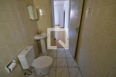 Banheiro de apartamento para alugar com 1 quarto, 29m² em Centro, Campinas