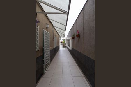 Casa à venda com 350m², 3 quartos e 8 vagas Casa à venda com 350m², 3 quartos e 8 vagasCorredor Lateral