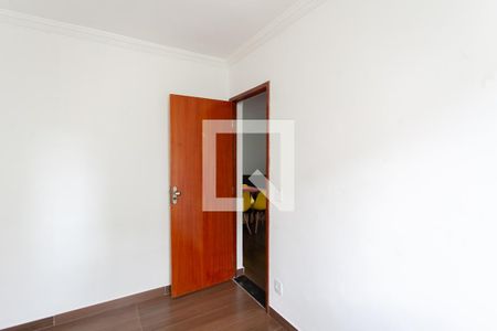 Quarto 1 de apartamento à venda com 2 quartos, 47m² em Santa Terezinha, Belo Horizonte