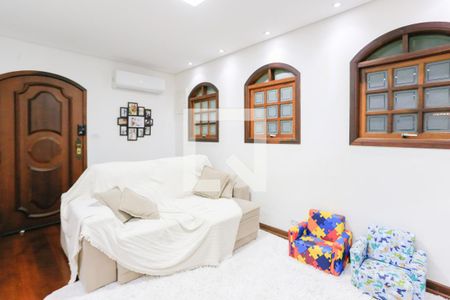 Sala de casa à venda com 3 quartos, 187m² em Cidade São Francisco, São Paulo