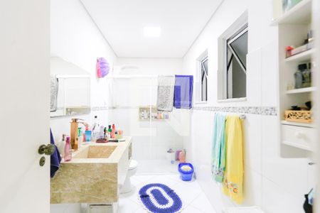 Casa à venda com 187m², 3 quartos e 2 vagas Casa à venda com 187m², 3 quartos e 2 vagasBanheiro