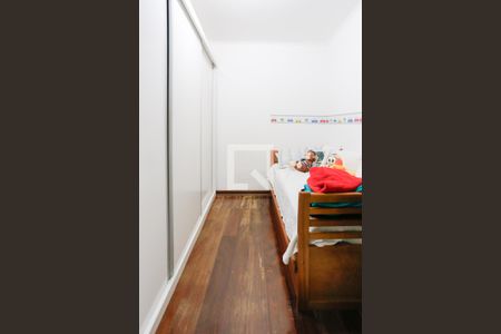 Casa à venda com 187m², 3 quartos e 2 vagas Casa à venda com 187m², 3 quartos e 2 vagasQuarto