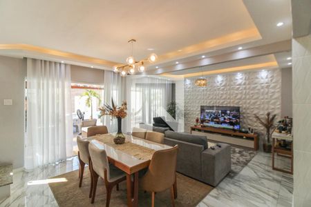 Casa de condomínio à venda com 210m², 3 quartos e 1 vagaSala