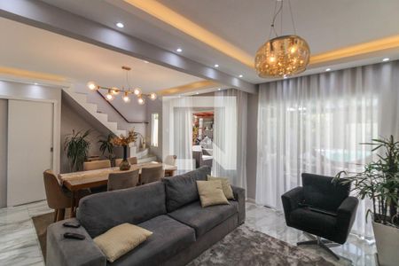 Casa de condomínio à venda com 210m², 3 quartos e 1 vagaSala