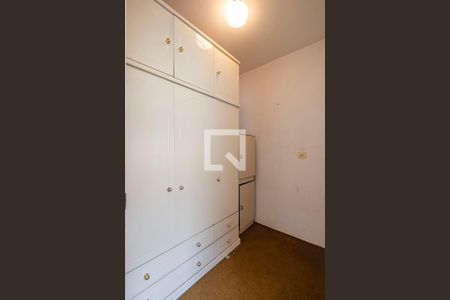 Apartamento à venda com 67m², 2 quartos e 1 vaga Apartamento à venda com 67m², 2 quartos e 1 vagaÁrea de Serviço - Quarto