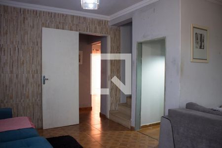 Sala de casa à venda com 4 quartos, 144m² em Jardim Oliveiras, Taboão da Serra