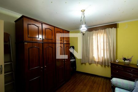 Quarto 1 de casa à venda com 3 quartos, 211m² em Vila Marieta, São Paulo