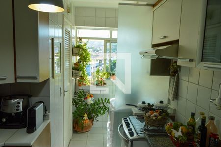 Apartamento à venda com 85m², 3 quartos e 1 vagaÁrea de Serviço