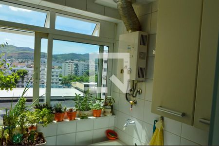 Apartamento à venda com 85m², 3 quartos e 1 vagaÁrea de Serviço