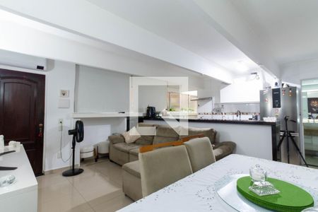 Sala de apartamento à venda com 2 quartos, 64m² em Parque Cecap, Guarulhos