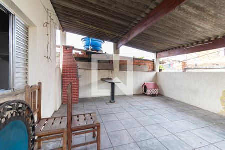 Casa para alugar com 75m², 2 quartos e sem vagaÁrea de Serviço e Sacada