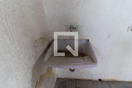 Casa para alugar com 75m², 2 quartos e sem vagaÁrea de Serviço