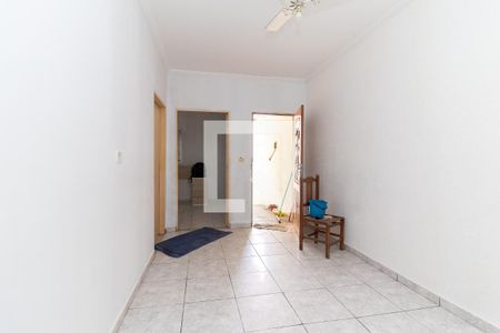 Sala de casa para alugar com 2 quartos, 75m² em Conjunto Habitacional A. E. Carvalho, São Paulo