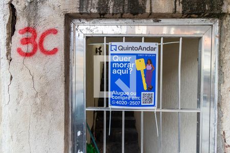 Casa para alugar com 75m², 2 quartos e sem vagaPlaquinha