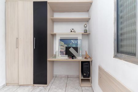 Quarto 2 de casa para alugar com 2 quartos, 75m² em Conjunto Habitacional A. E. Carvalho, São Paulo