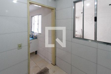 Casa para alugar com 76m², 1 quarto e sem vagaBanheiro 