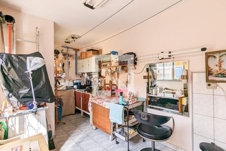 Casa à venda com 191m², 3 quartos e 2 vagasCômodo externo