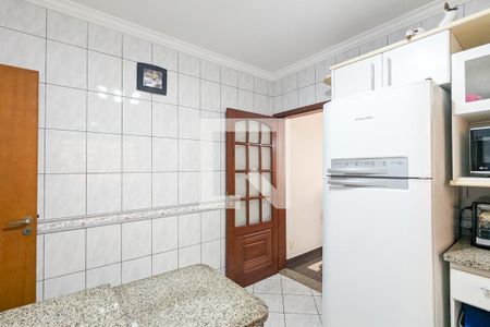 Casa à venda com 191m², 3 quartos e 2 vagasCozinha