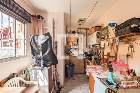 Casa à venda com 191m², 3 quartos e 2 vagasCômodo externo