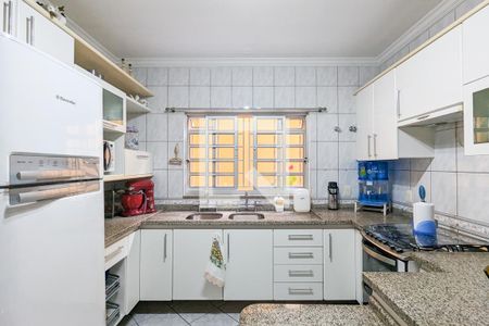 Casa à venda com 191m², 3 quartos e 2 vagasCozinha
