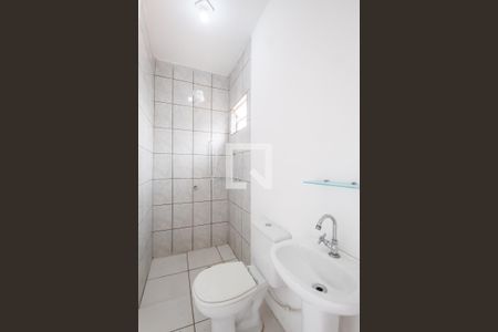 Banheiro de casa para alugar com 1 quarto, 50m² em São Pedro, Osasco