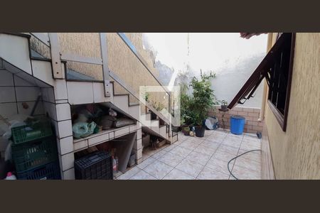 Casa à venda com 284m², 6 quartos e 3 vagas Casa à venda com 284m², 6 quartos e 3 vagasÁrea de Serviço