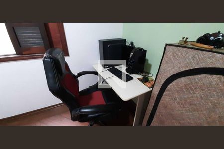 Casa à venda com 284m², 6 quartos e 3 vagas Casa à venda com 284m², 6 quartos e 3 vagasQuarto 2