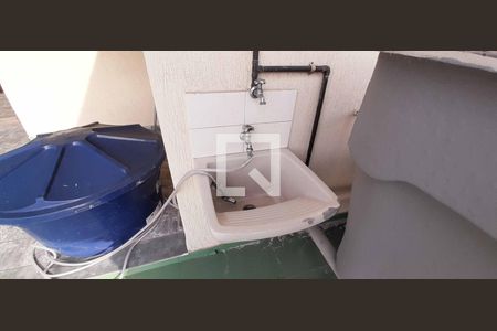 Casa à venda com 284m², 6 quartos e 3 vagas Casa à venda com 284m², 6 quartos e 3 vagasÁrea de serviço