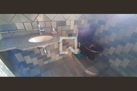 Casa à venda com 284m², 6 quartos e 3 vagas Casa à venda com 284m², 6 quartos e 3 vagasBanheiro da Churrasqueira