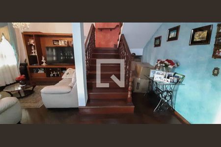 Sala de casa à venda com 6 quartos, 284m² em Pestana, Osasco